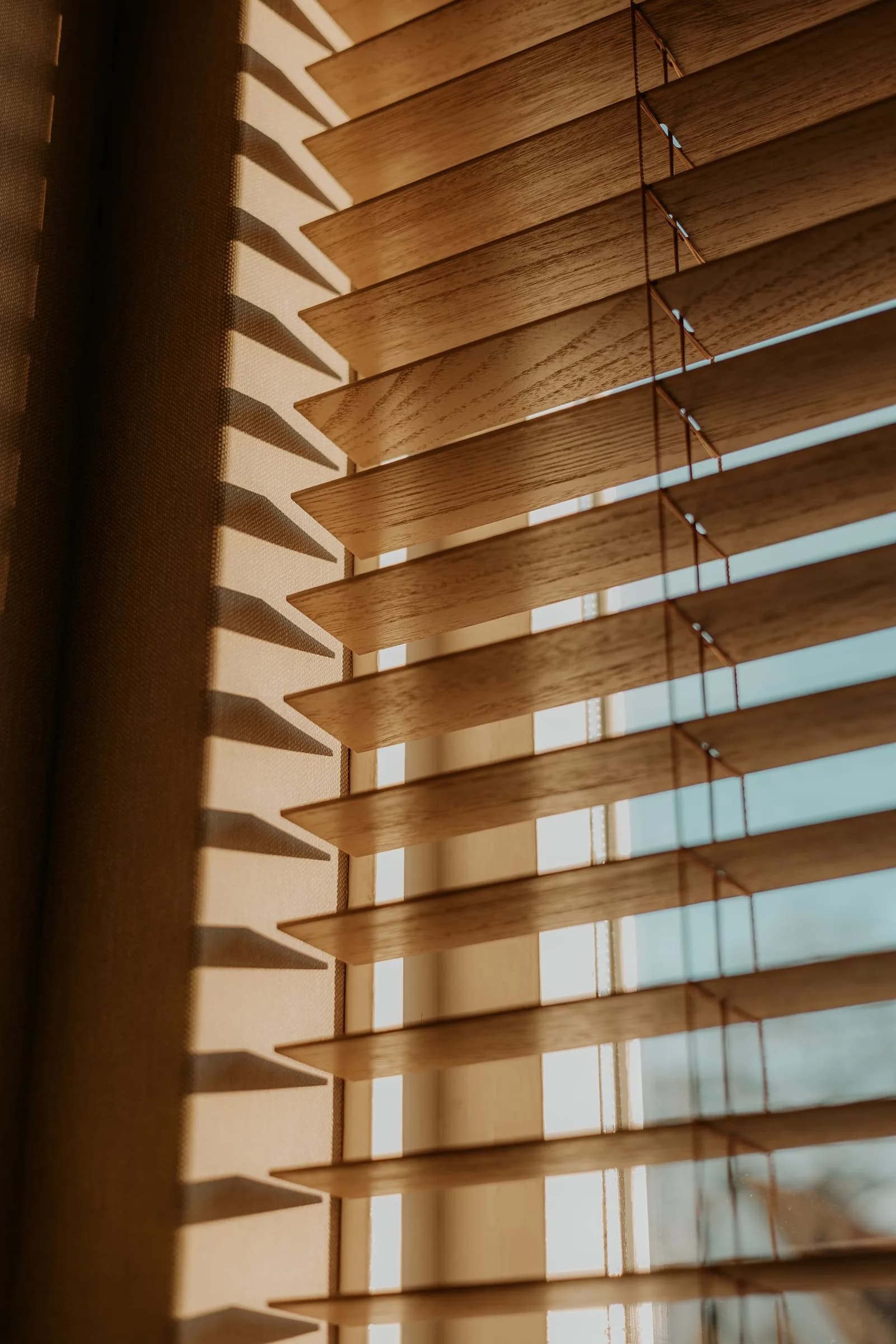 J Decor Venetian Blinds